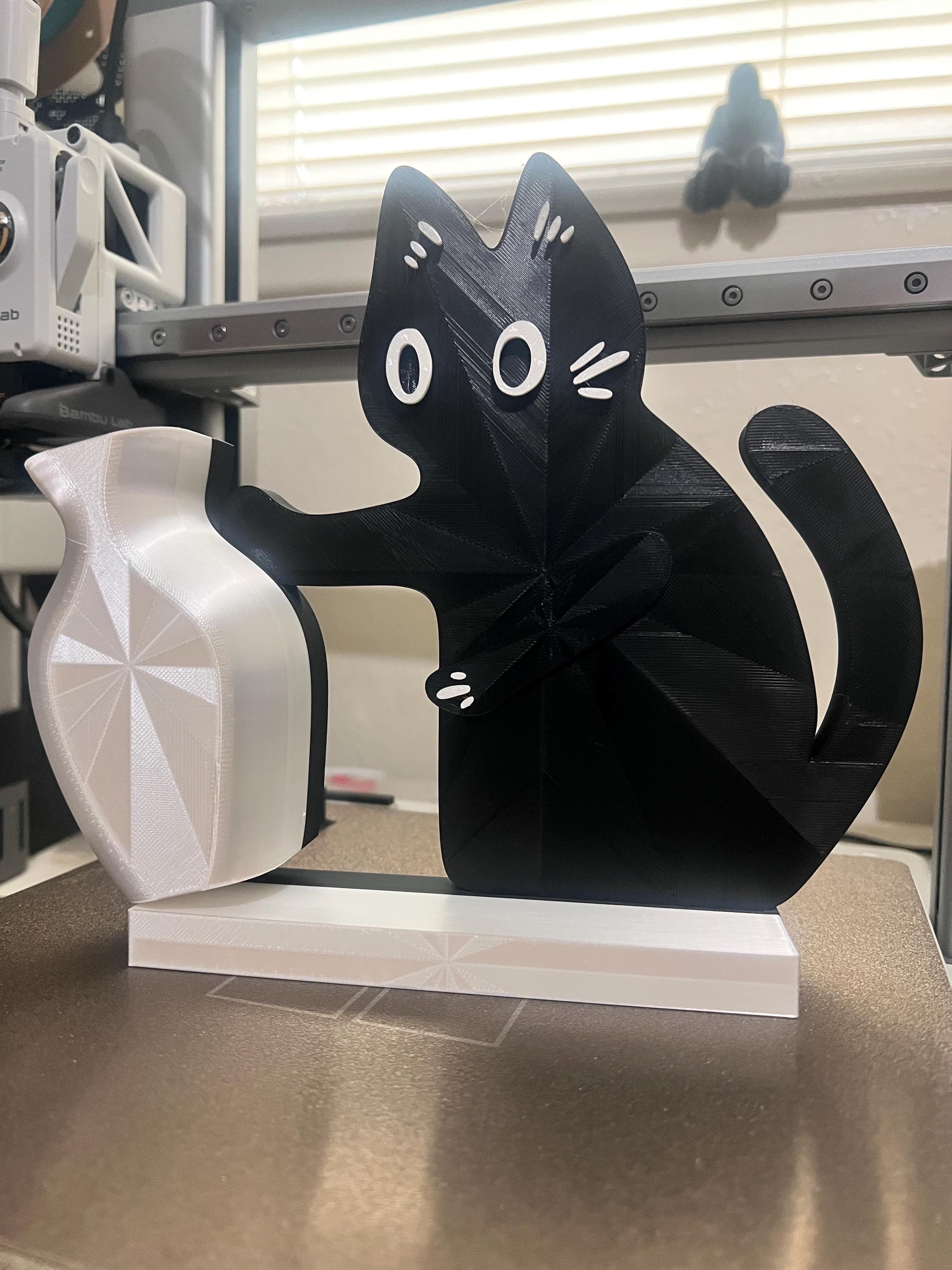 Cat Desk Organizer – Whimsical Cat Pen & Flower Holder – Cute Desk Storage Decor